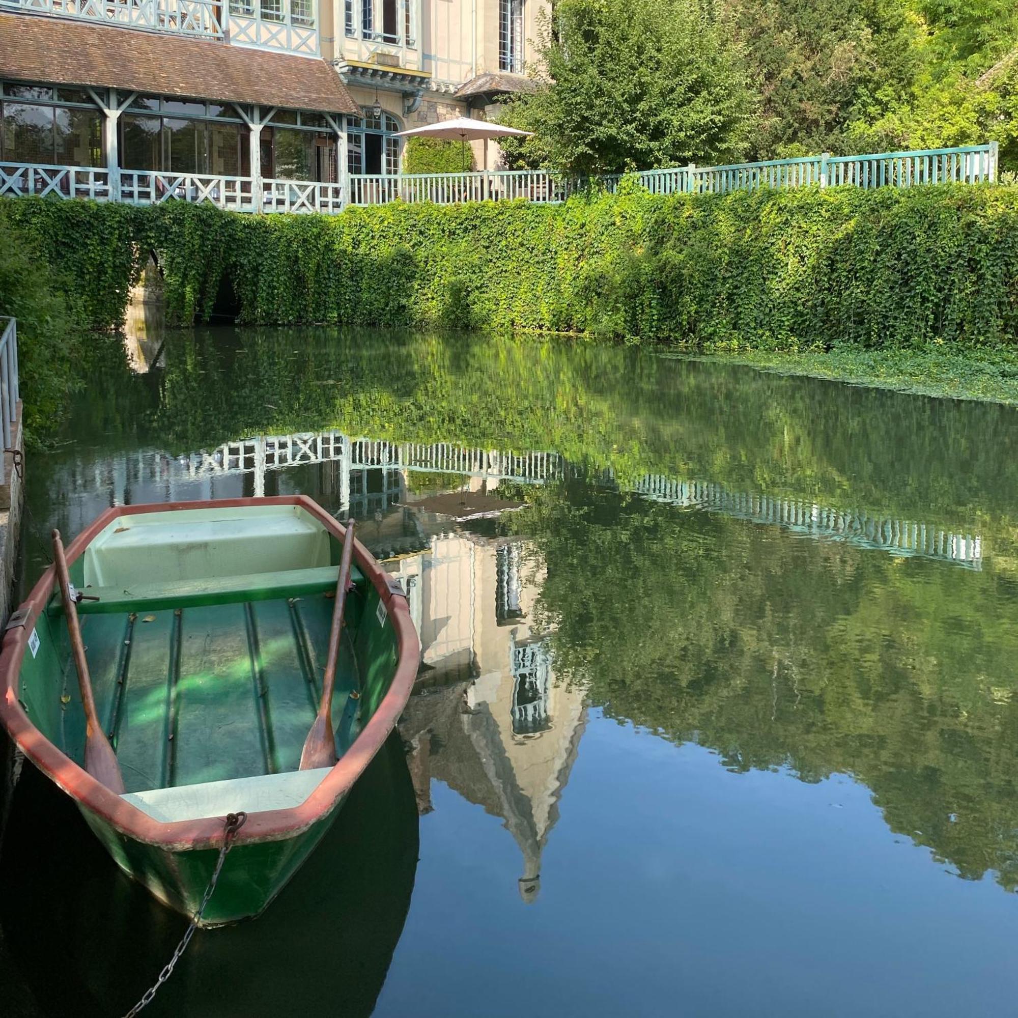 Le Moulin De Connelles Hotel Exterior photo